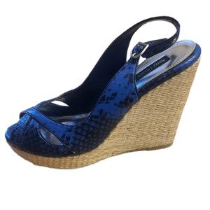 White House Black Market Sophie Blue Wedge size 8.5